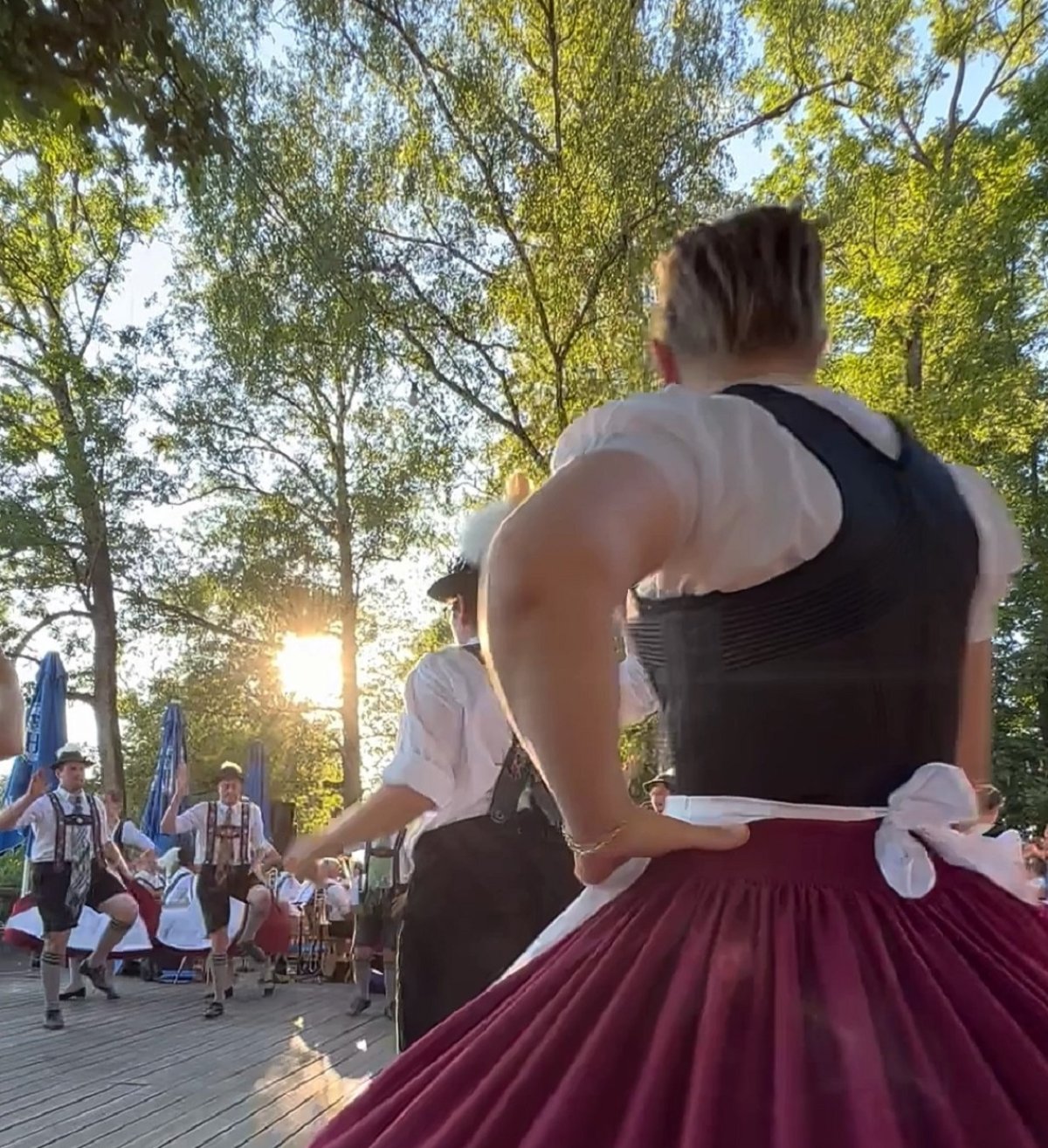 547a71b5 screenshot 20220811 075113 video player