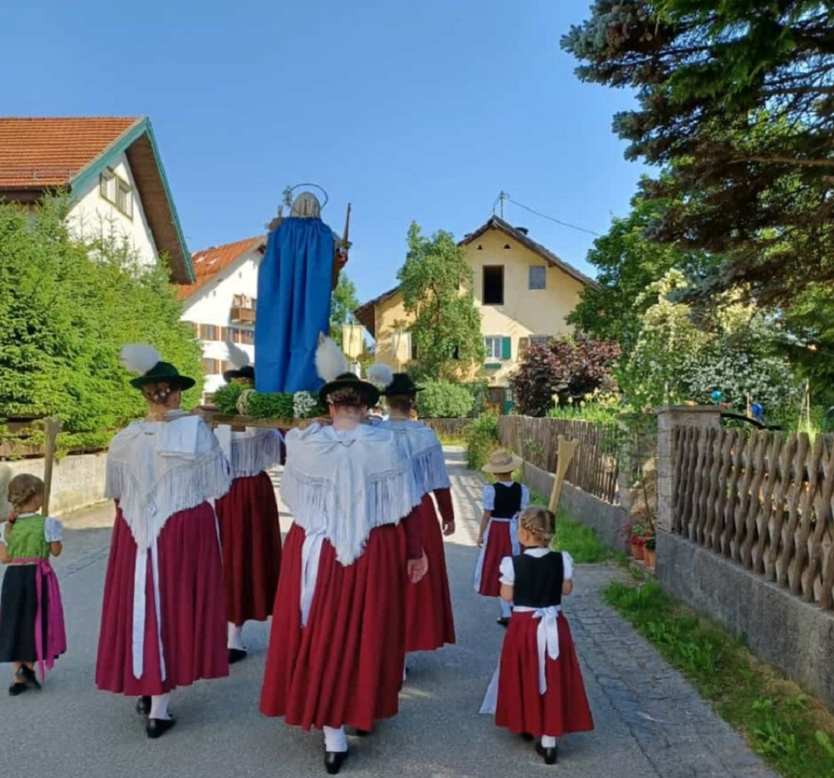 ad98392f screenshot 20220619 230214 whatsapp